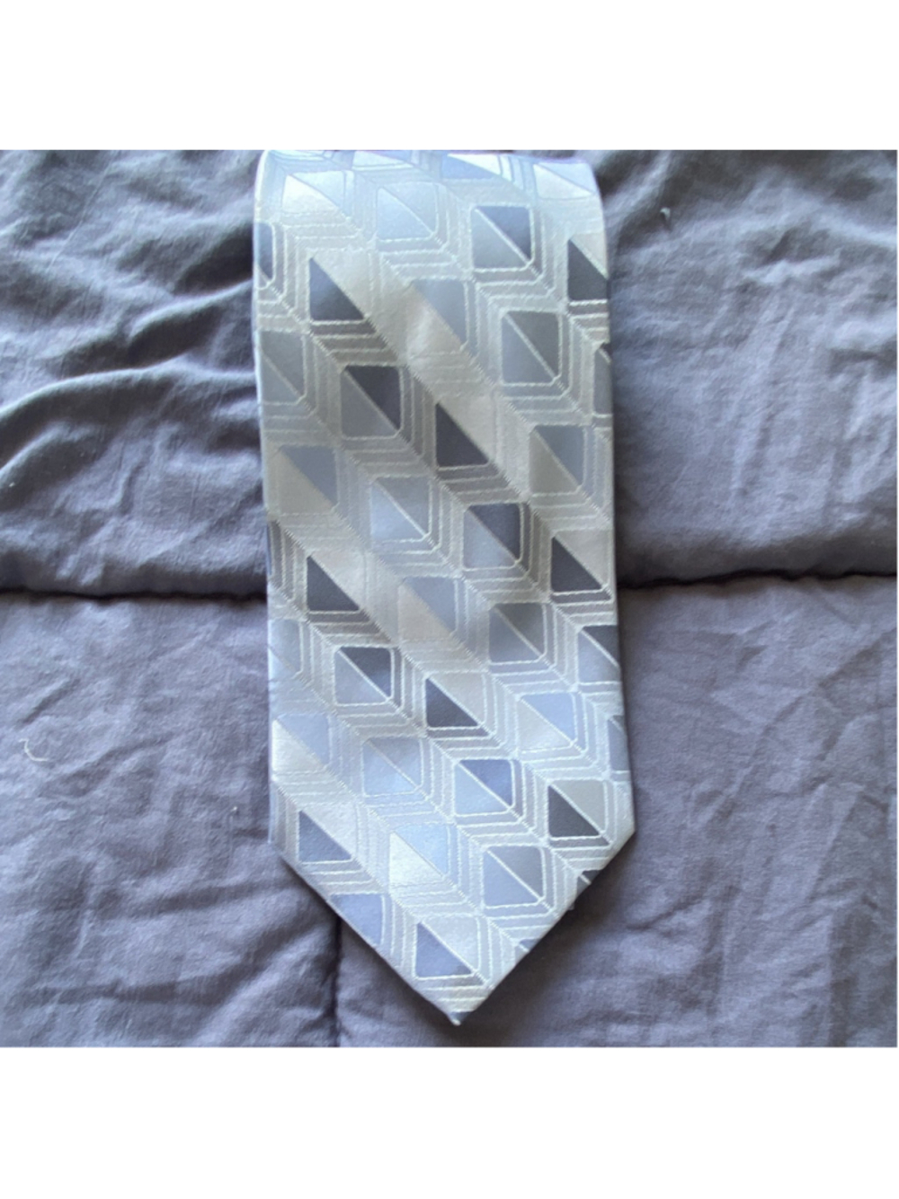 Covington 100% Silk Woven Tie Light Blue Silver Geometric Pointed One Size - Picture 4 of 6